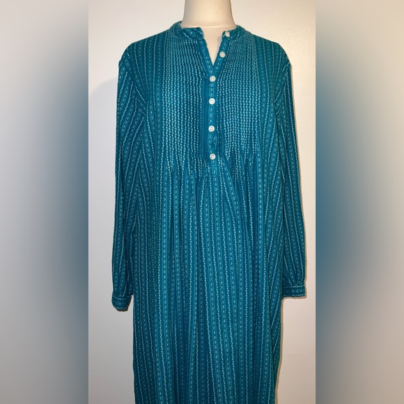Vintage Style L.L. Bean Dobby Pintuck Teal Flannel Prairie Nightgown Womens L - Picture 2 of 7